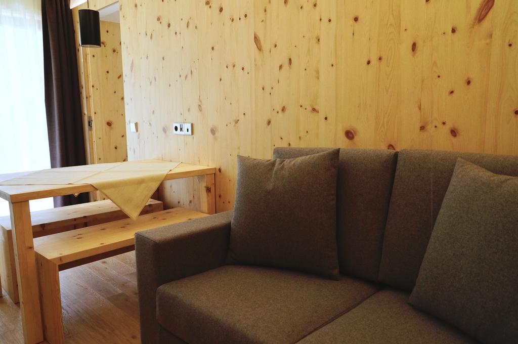 Residence Larciunei Urtijëi Dış mekan fotoğraf